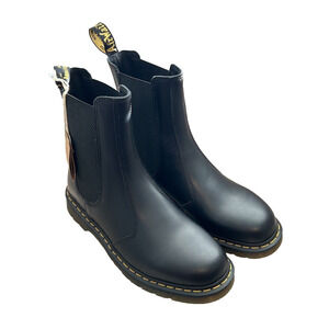 Dr. Doc Martens Unisex Size 12 Black Chelsea Slip On Boots 2976 NWT‎